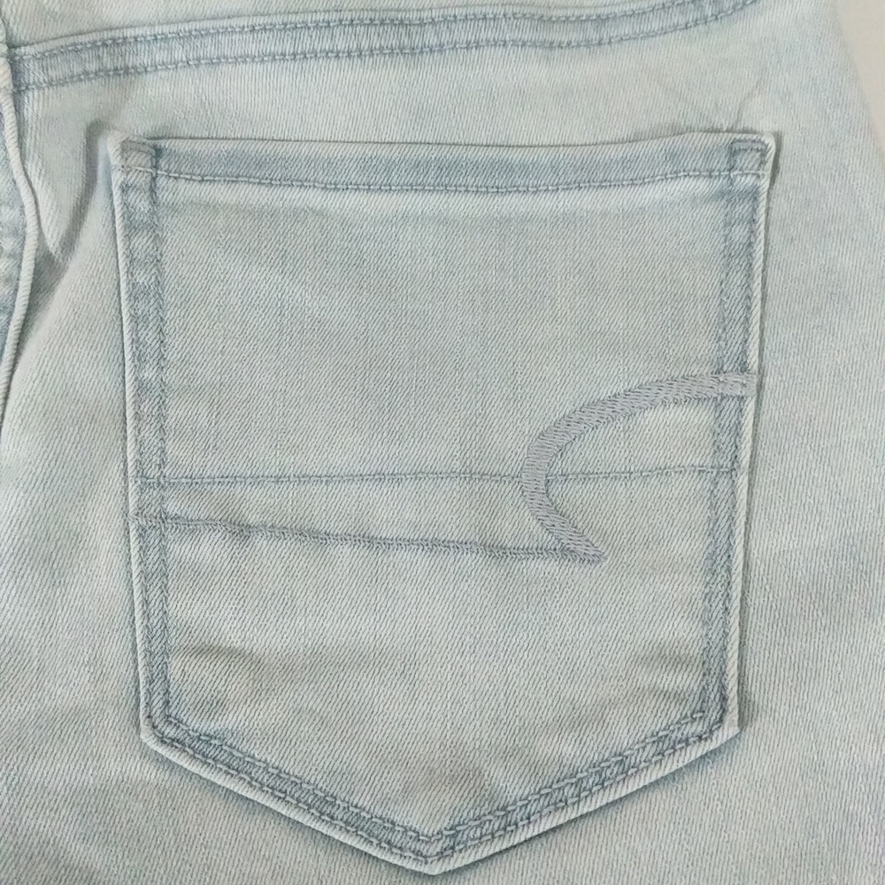 𝅺American Eagle Light Wash Hi-Rise Jeggings Next Level Stretch Jeans - size 2 - Picture 7 of 9